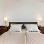 Appartement Under The Rock-Jacuzzi-400Y Stone House