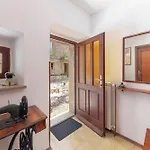 Under The Rock-Jacuzzi-400Y Stone House Appartement