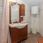Under The Rock-Jacuzzi-400Y Stone House Appartement *