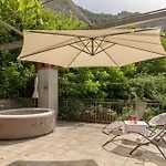 Appartement Under The Rock-Jacuzzi-400Y Stone House Osp