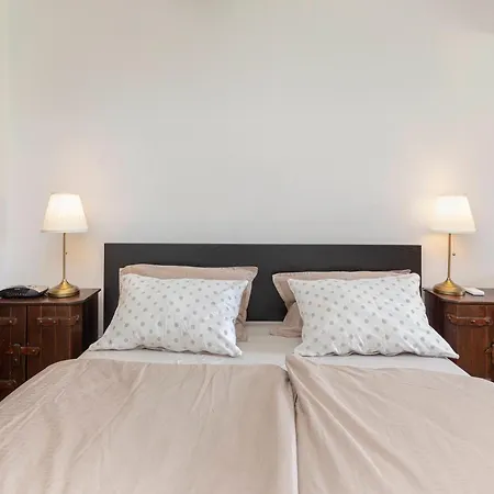 Lejlighed Apartment Under The Rock In Osp