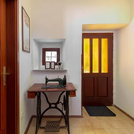 Διαμέρισμα Apartment Under The Rock In Osp *