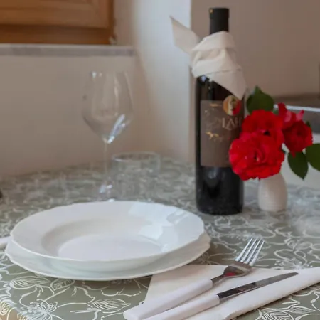 Apartment Under The Rock In Osp *