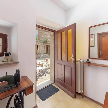 Apartment Under The Rock In Osp Διαμέρισμα