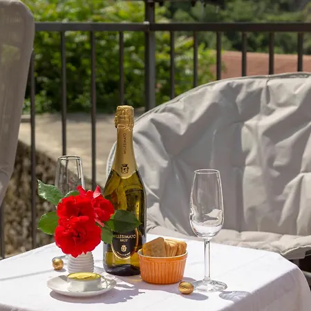 Apartment Under The Rock In Osp Osp