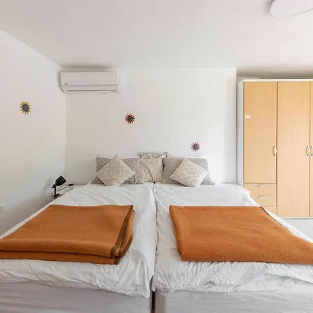 Apartment Under The Rock In Osp Lejlighed