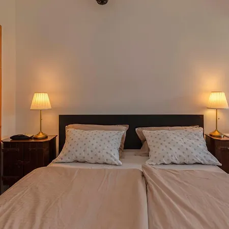 Apartment Under The Rock In Osp Lejlighed