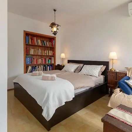 Lejlighed Apartment Under The Rock In Osp Osp