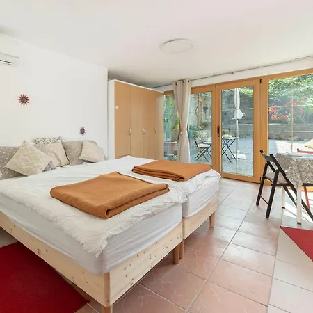 Lejlighed Apartment Under The Rock In Osp Osp