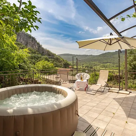 Under The Rock House In With Hot Tub *