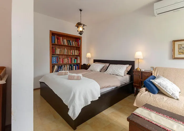 アパート Apartment Under The Rock In Osp Osp