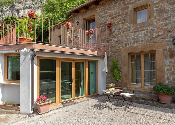 Apartment Under The Rock In Osp * Osp